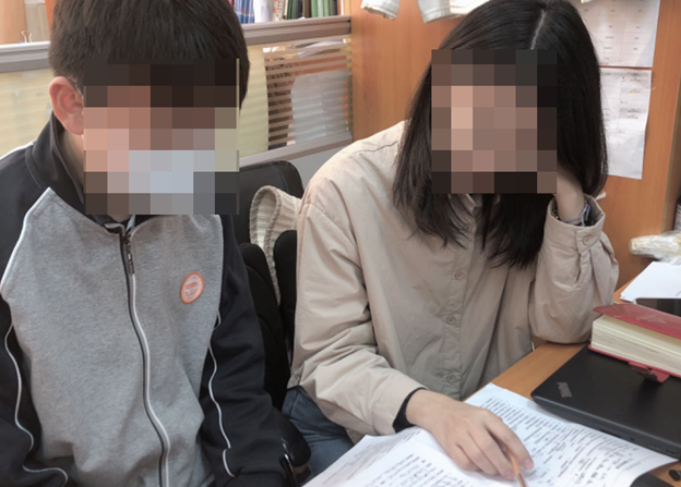 上海女老师出轨16岁学生！聊天记录惊世骇俗，但举报她的丈夫才最该被法律制裁？